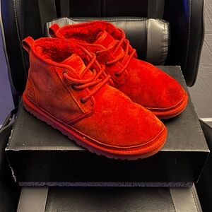 UGG Neumel Boots ‘Samba Red’